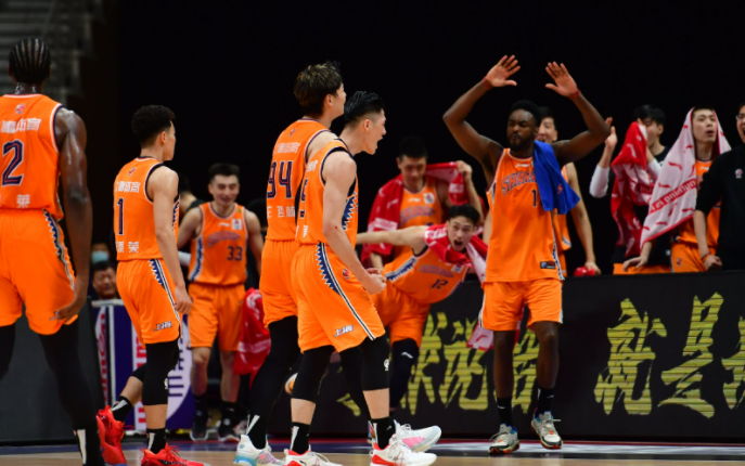 NBA直播吧：球迷新寵，超越傳統(tǒng)觀賞